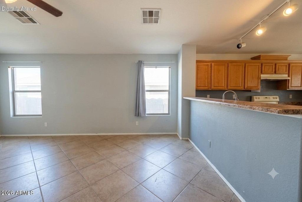 25873 W Miami Street - Photo 1