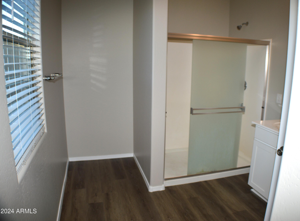 1366 W Pinkley Way - Photo 32