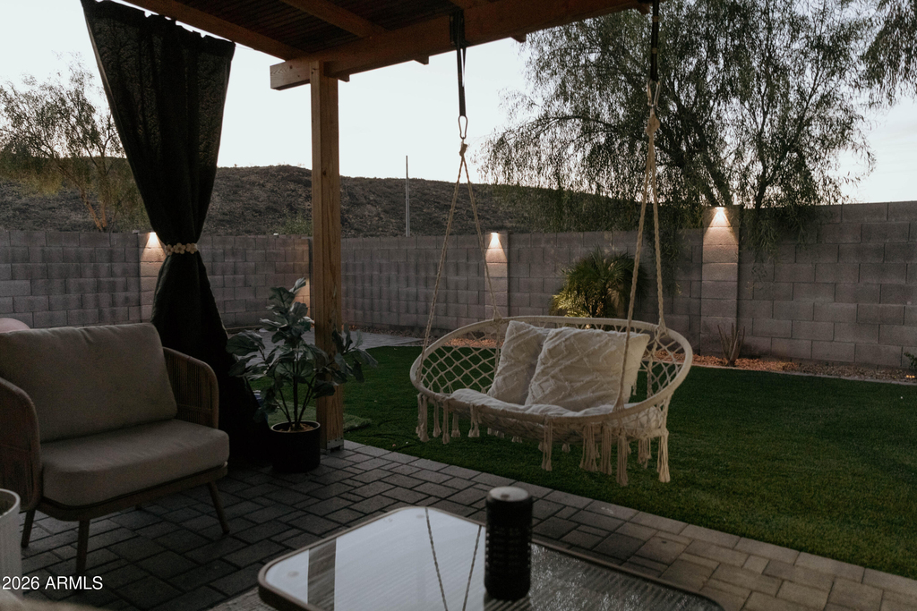 3114 W Mark Lane - Photo 14