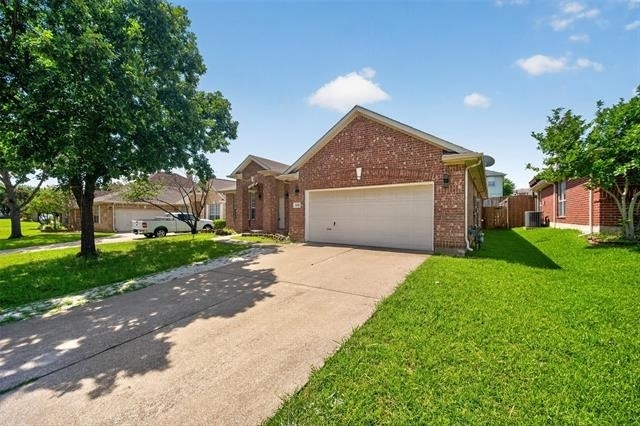 308 Keswick Lane - Photo 1
