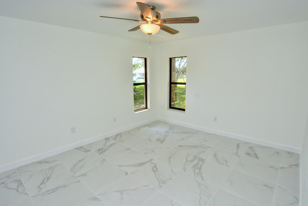 943 Se Browning Avenue - Photo 17