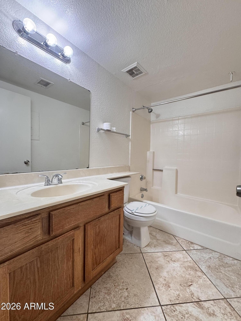 2910 W Marconi Avenue - Photo 7