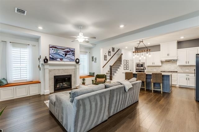 8220 Bethpage Drive - Photo 3