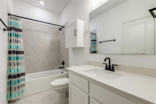 8220 Bethpage Drive - Photo 18