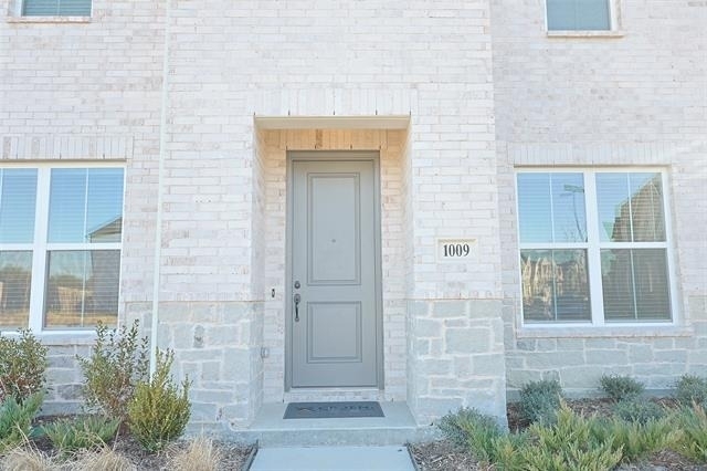 1009 Rockrose Drive - Photo 6