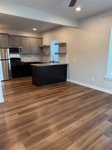 106 W Hull Street - Photo 1
