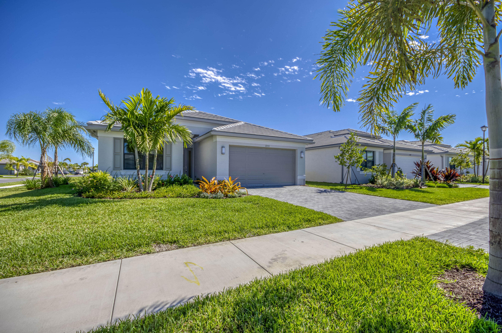 12555 Sw Manatee Marsh Terrace - Photo 2