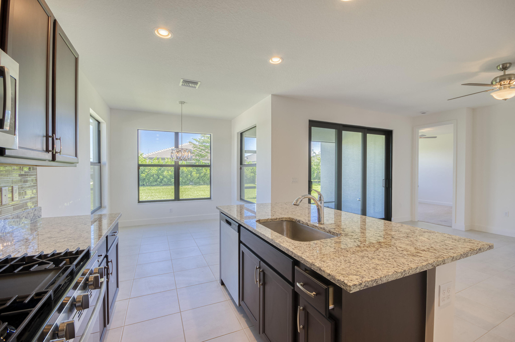 12555 Sw Manatee Marsh Terrace - Photo 9