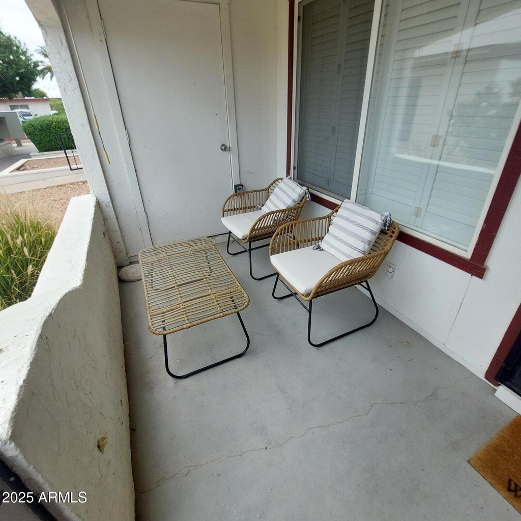 240 S Old Litchfield Road - Photo 5