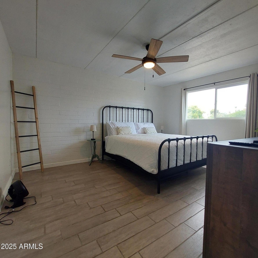 240 S Old Litchfield Road - Photo 24