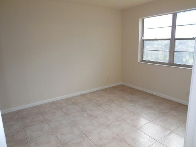 8393 Royal Palm Boulevard - Photo 7