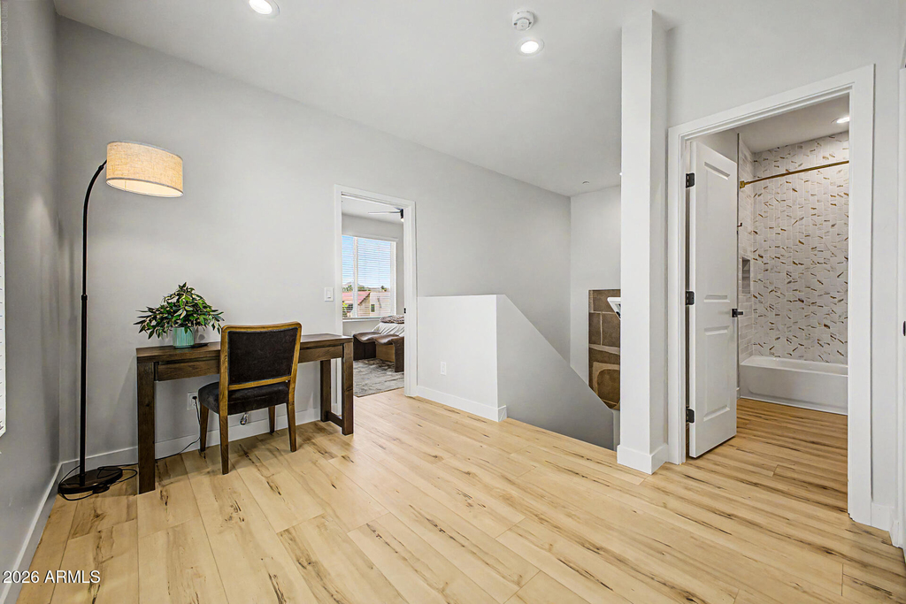 2601 E Clarendon Avenue - Photo 15
