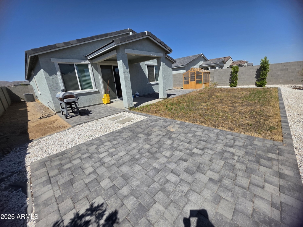 24553 W Hopi Street - Photo 15