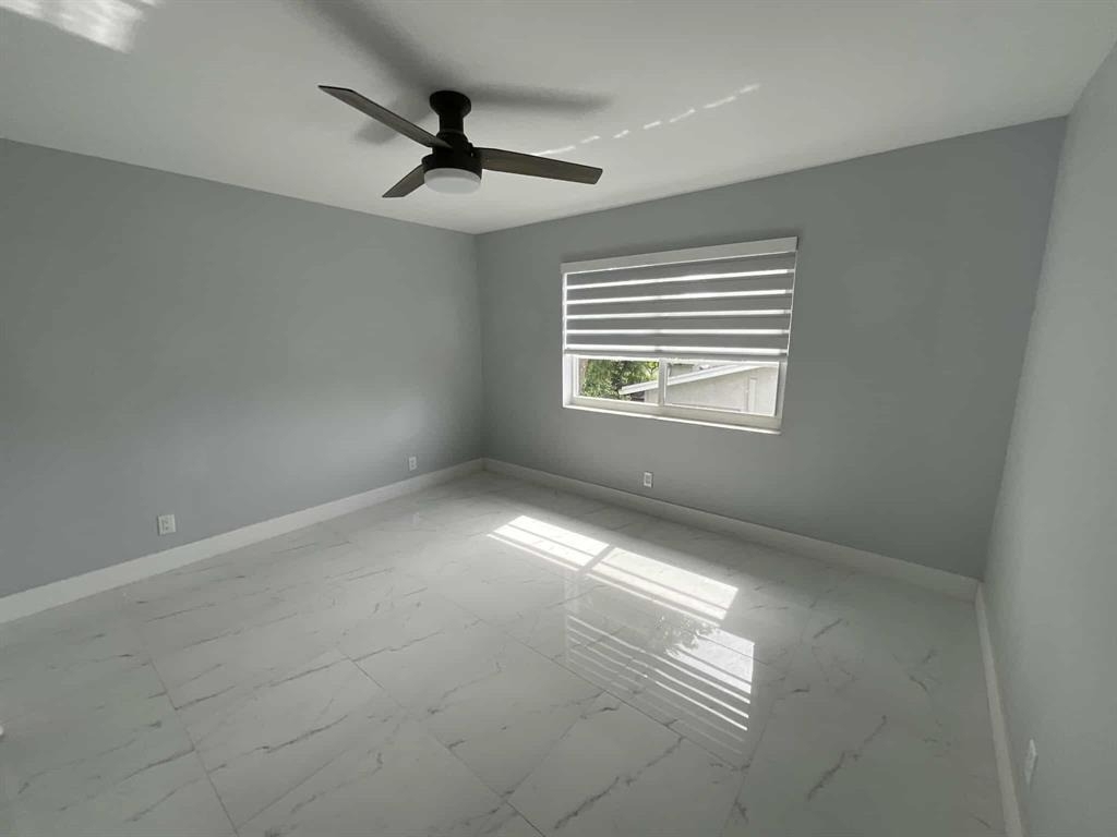649 W Oakland Park Boulevard W - Photo 4