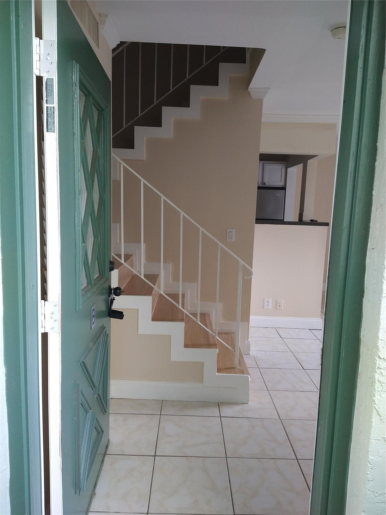 8903 Nw 28th Drive - Photo 1