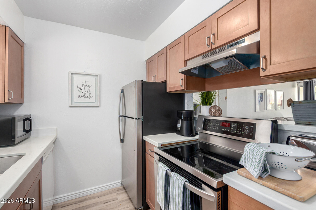 4610 N 68th Street - Photo 9