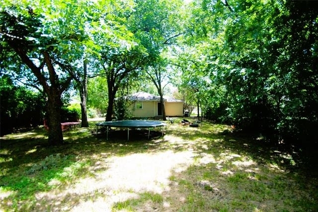 808 Emery Street - Photo 23