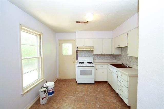 808 Emery Street - Photo 11