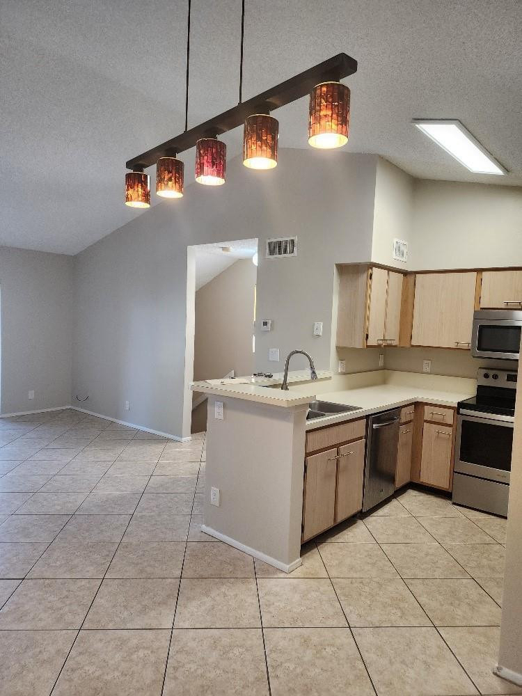 7630 Westwood Drive - Photo 20