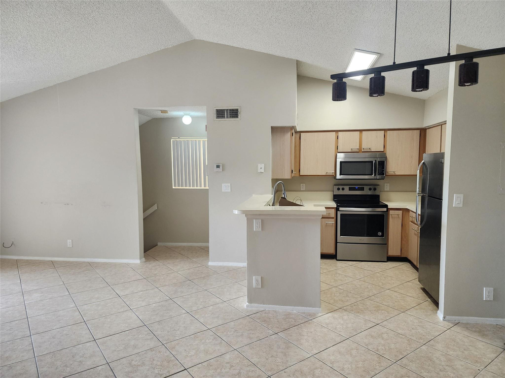 7630 Westwood Drive - Photo 18