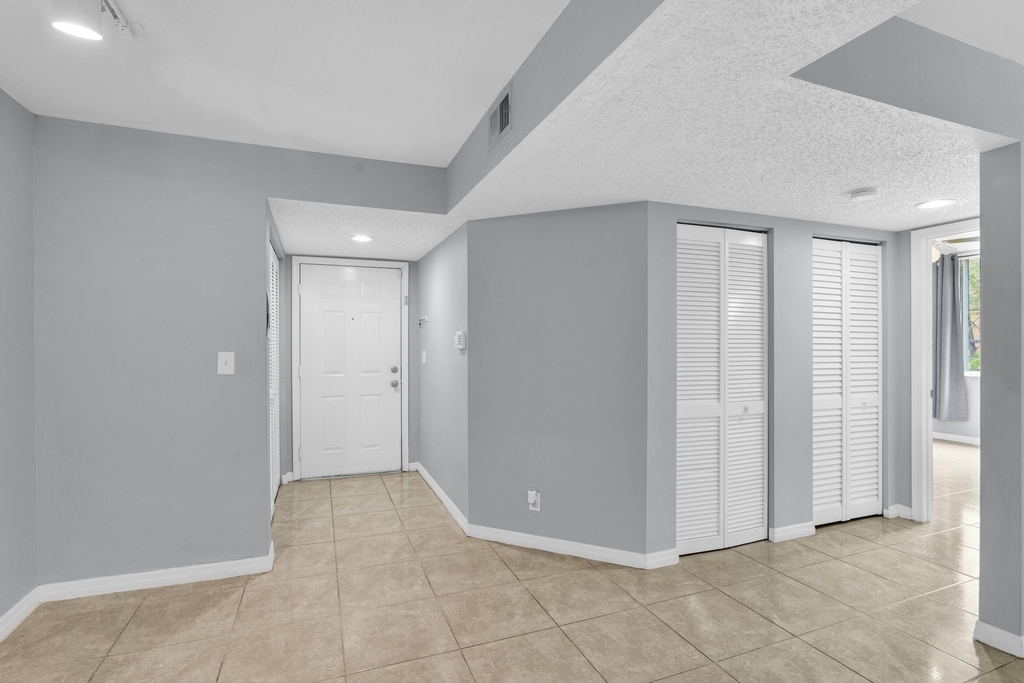 3995 W Mcnab Road - Photo 4