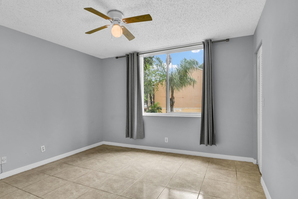 3995 W Mcnab Road - Photo 17