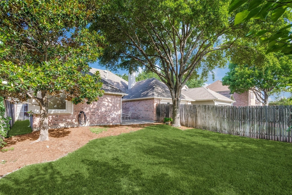 6302 Hidden Springs - Photo 17