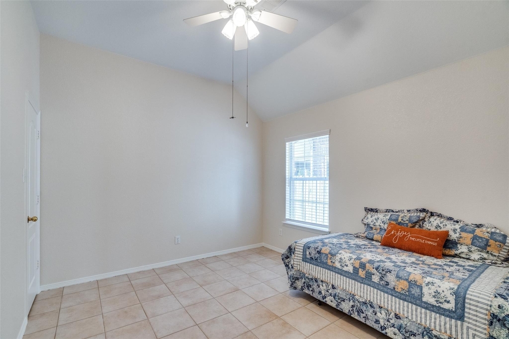 6302 Hidden Springs - Photo 15