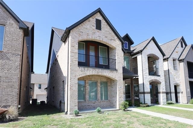 808 Eaglescliffe Landing - Photo 1
