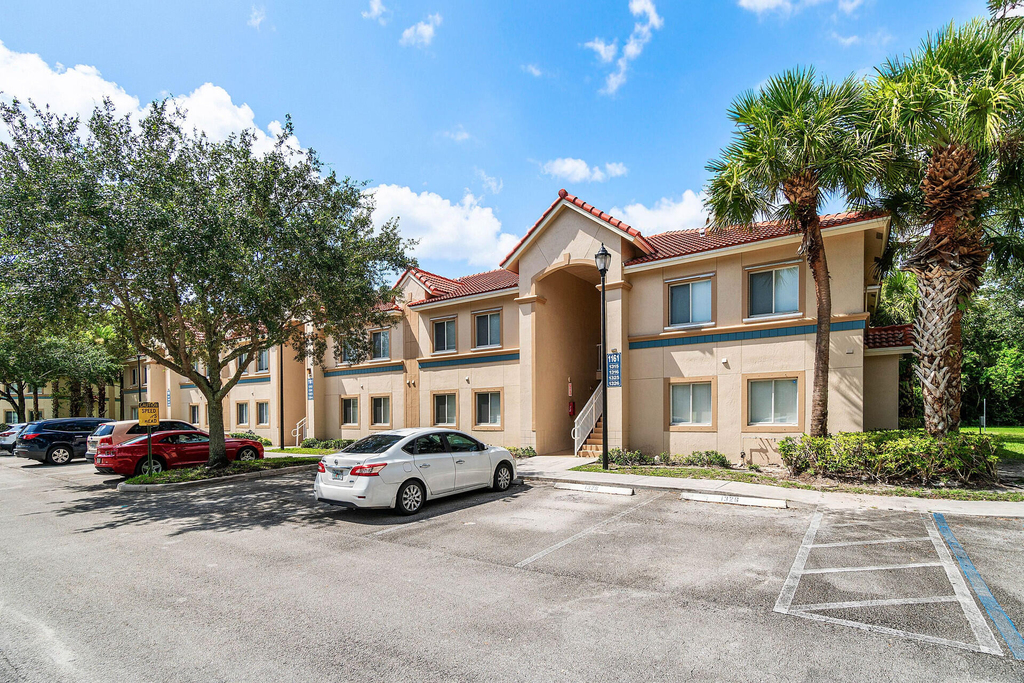 1161 Golden Lakes Boulevard - Photo 1