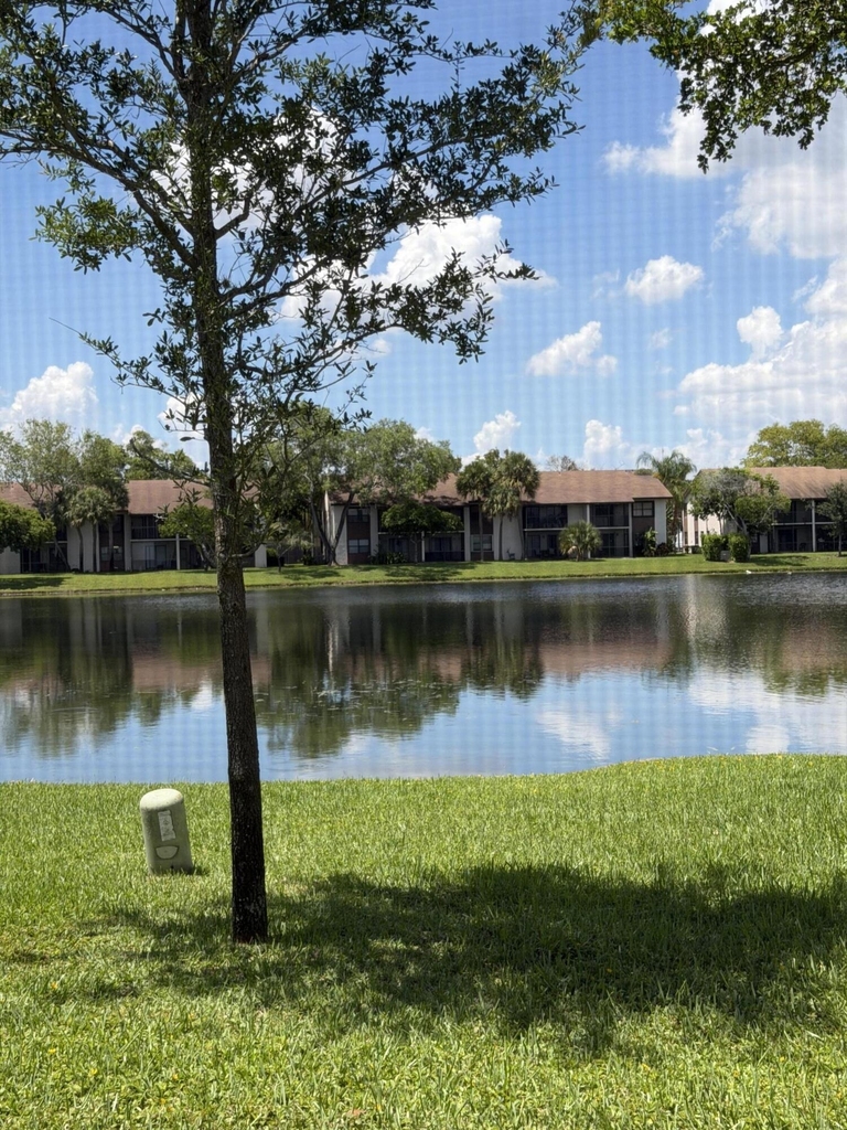9741 Nw 37th Street - Photo 13
