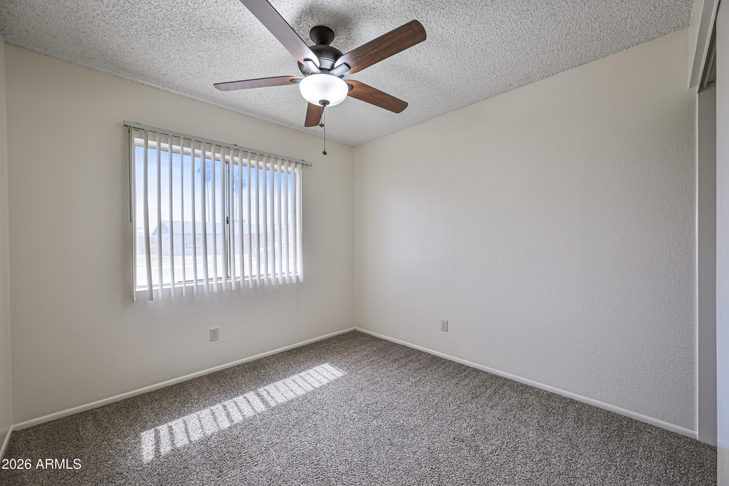 11102 W Turney Avenue - Photo 23