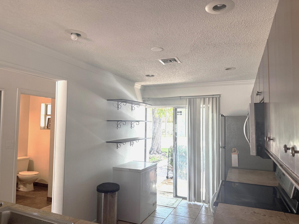 795 Crystal Lake Drive - Photo 2