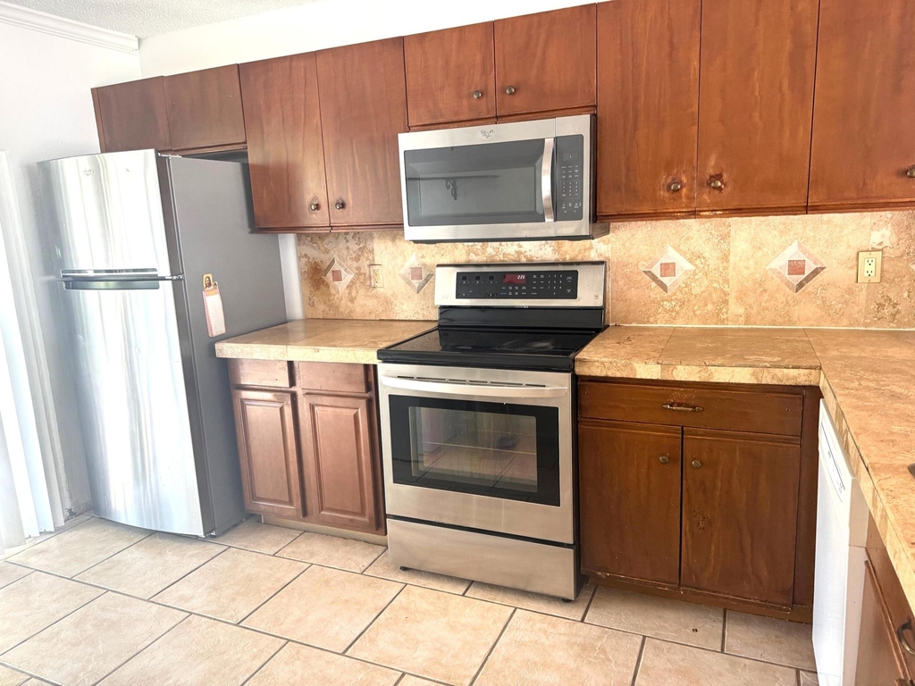 795 Crystal Lake Drive - Photo 0