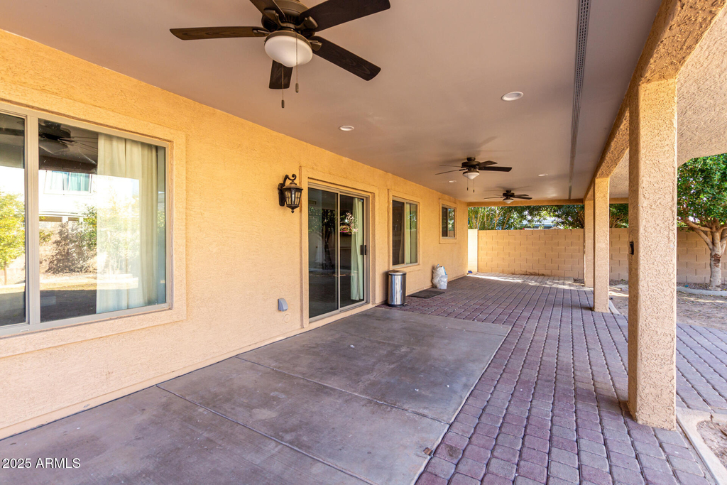 8406 W Pioneer Street - Photo 36