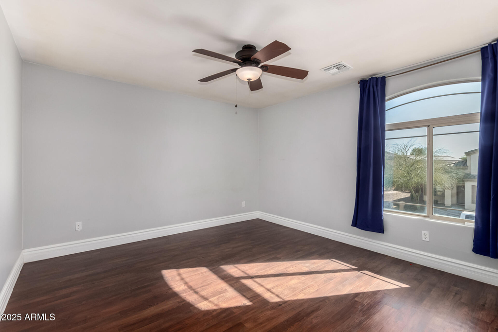 8406 W Pioneer Street - Photo 29