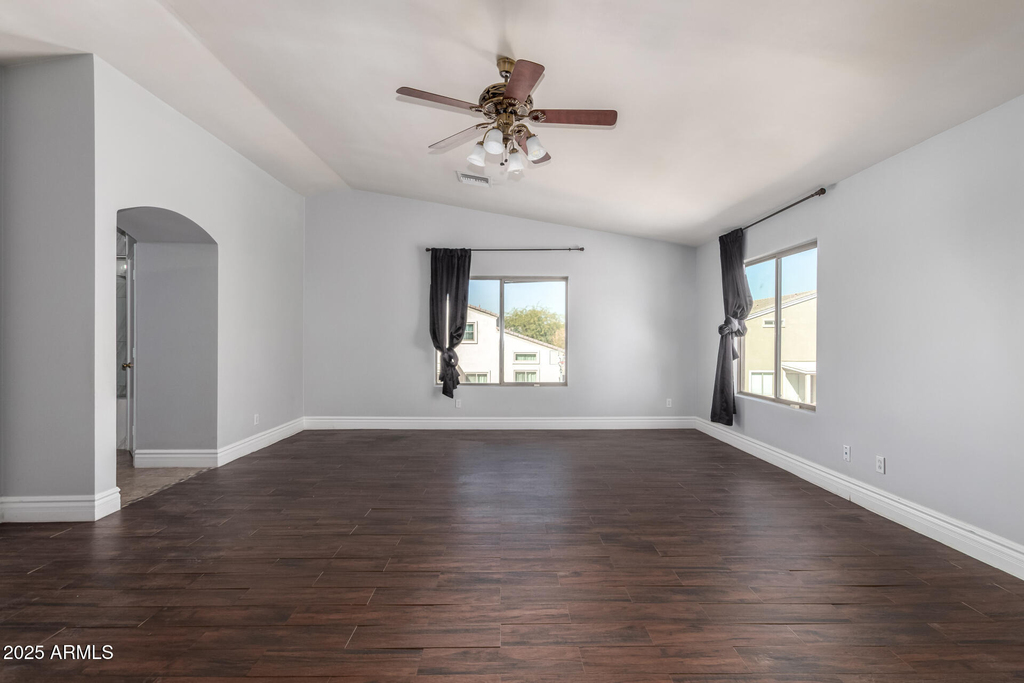 8406 W Pioneer Street - Photo 21