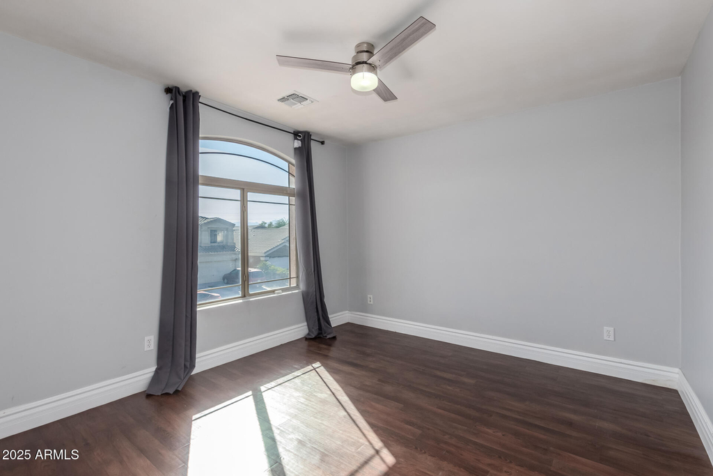 8406 W Pioneer Street - Photo 27
