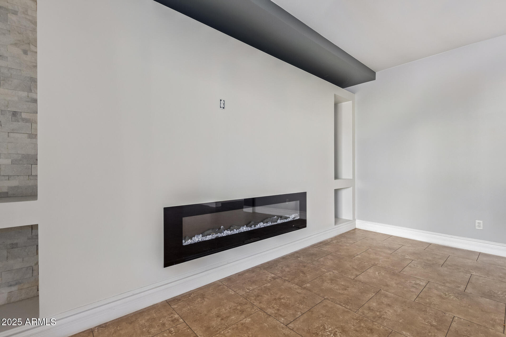 8406 W Pioneer Street - Photo 8