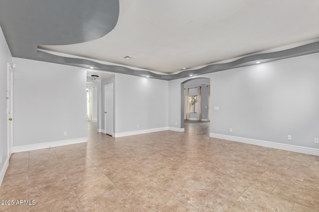 8406 W Pioneer Street - Photo 15