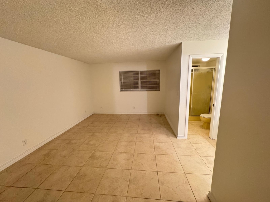 10821 N Military Trail - Photo 29