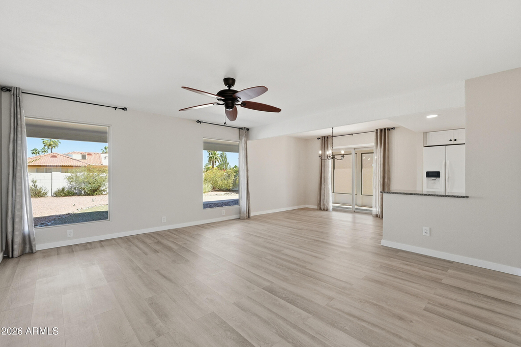 10602 E Elmhurst - Photo 4