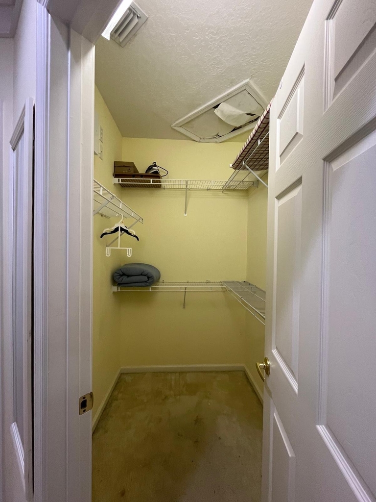 8429 Mulligan Circle - Photo 6