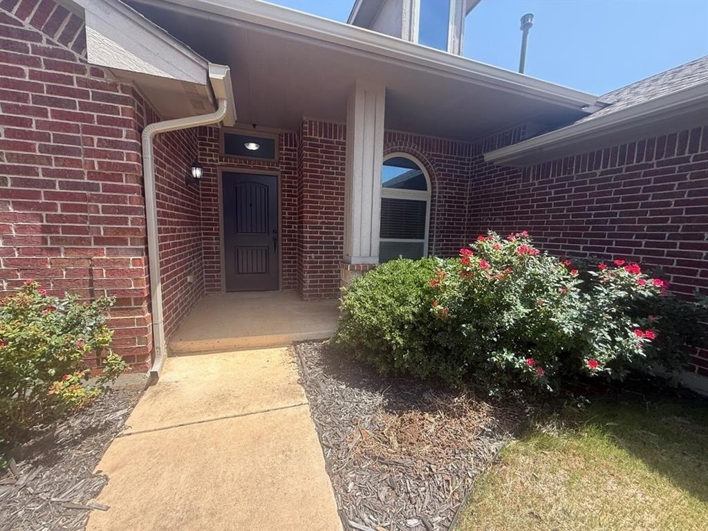 11309 Nw 99th Street - Photo 2