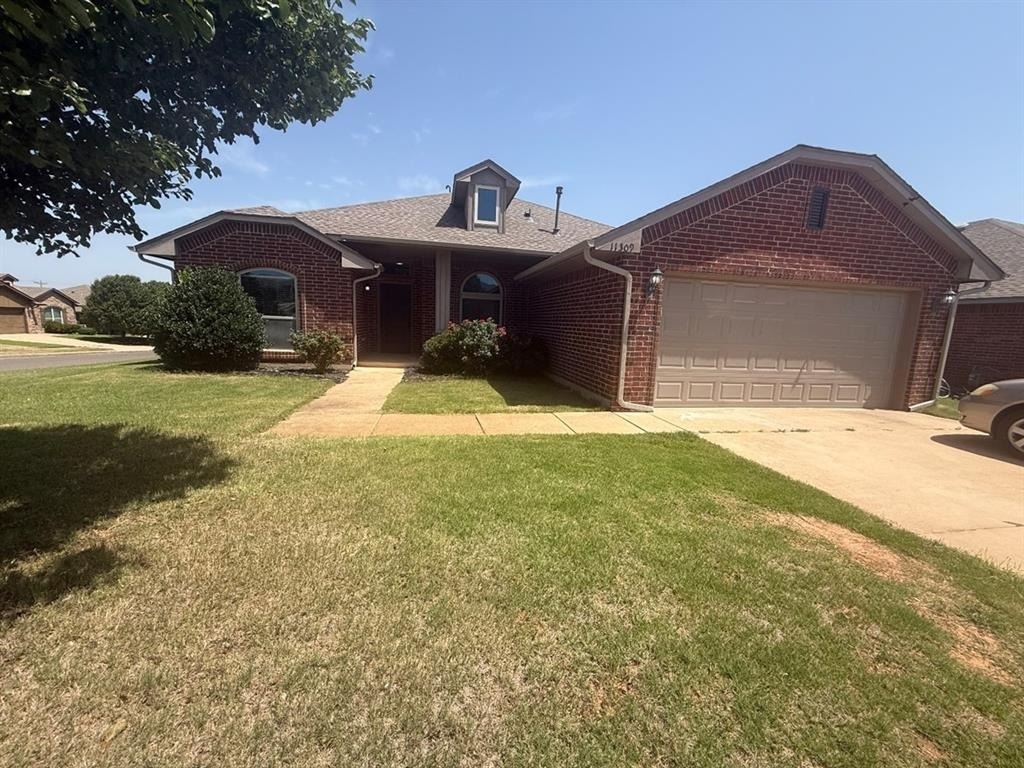 11309 Nw 99th Street - Photo 1