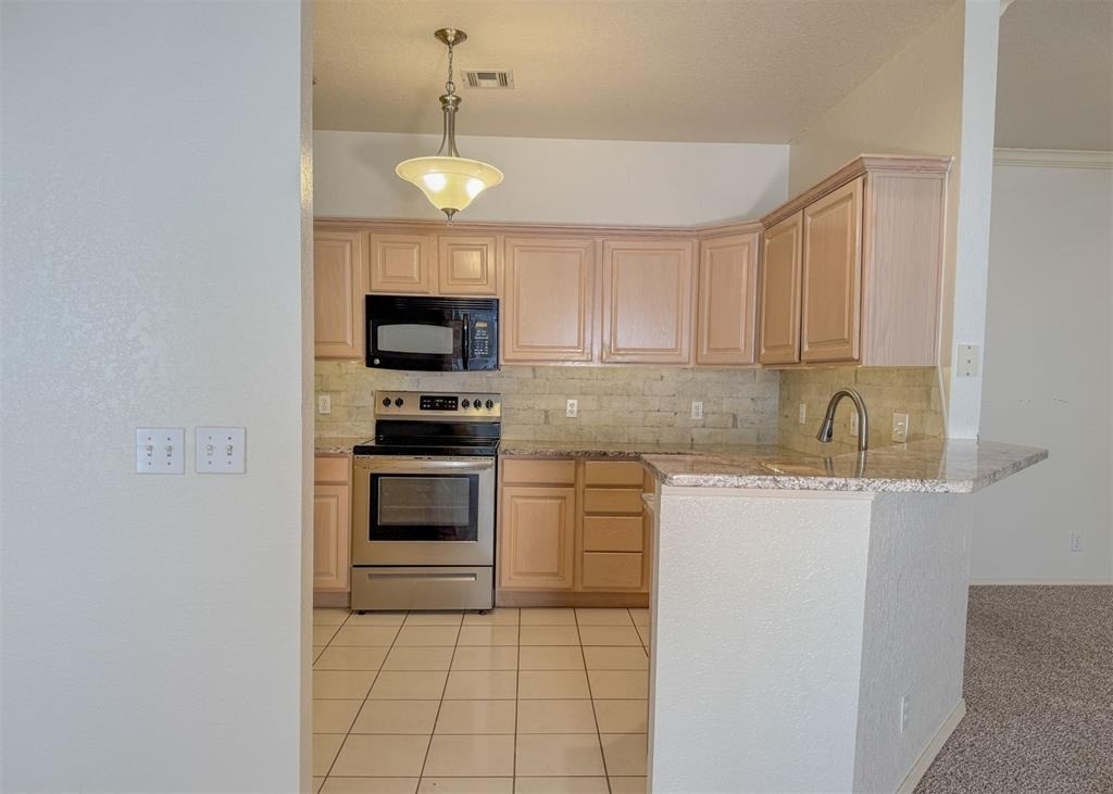 1928 Nw 157th Street - Photo 7