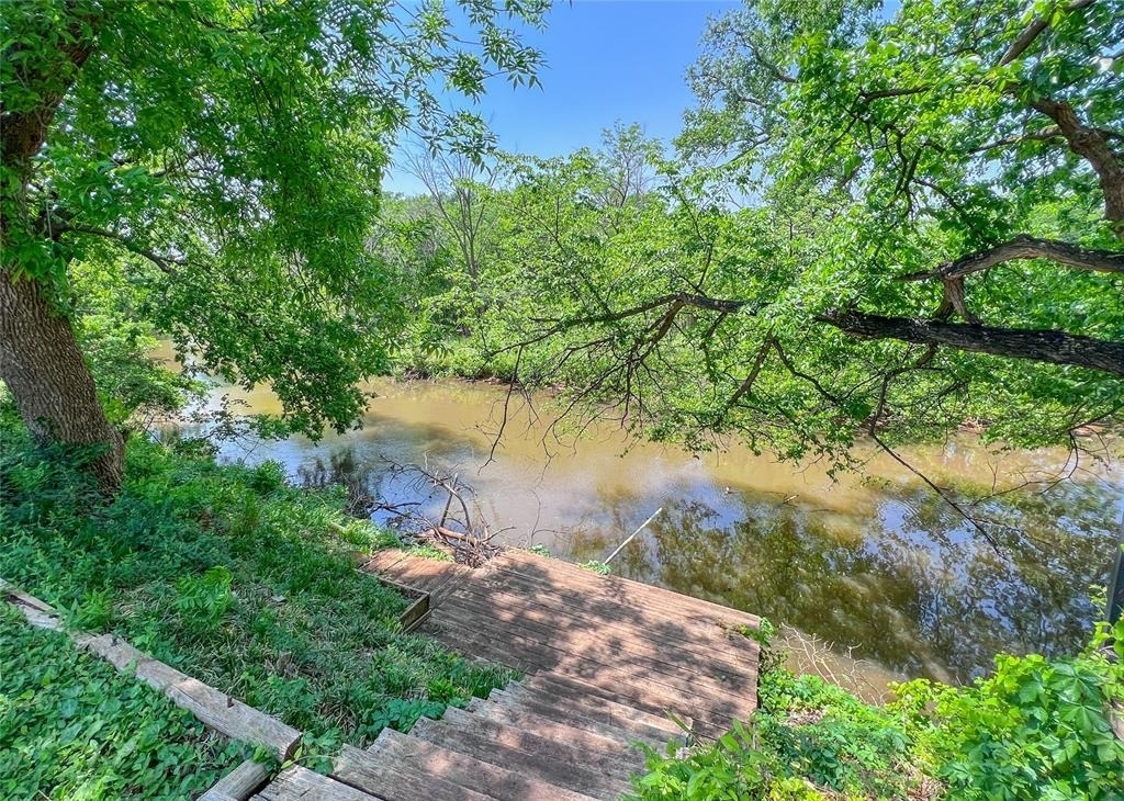 12021 Hawthorne Lane - Photo 4