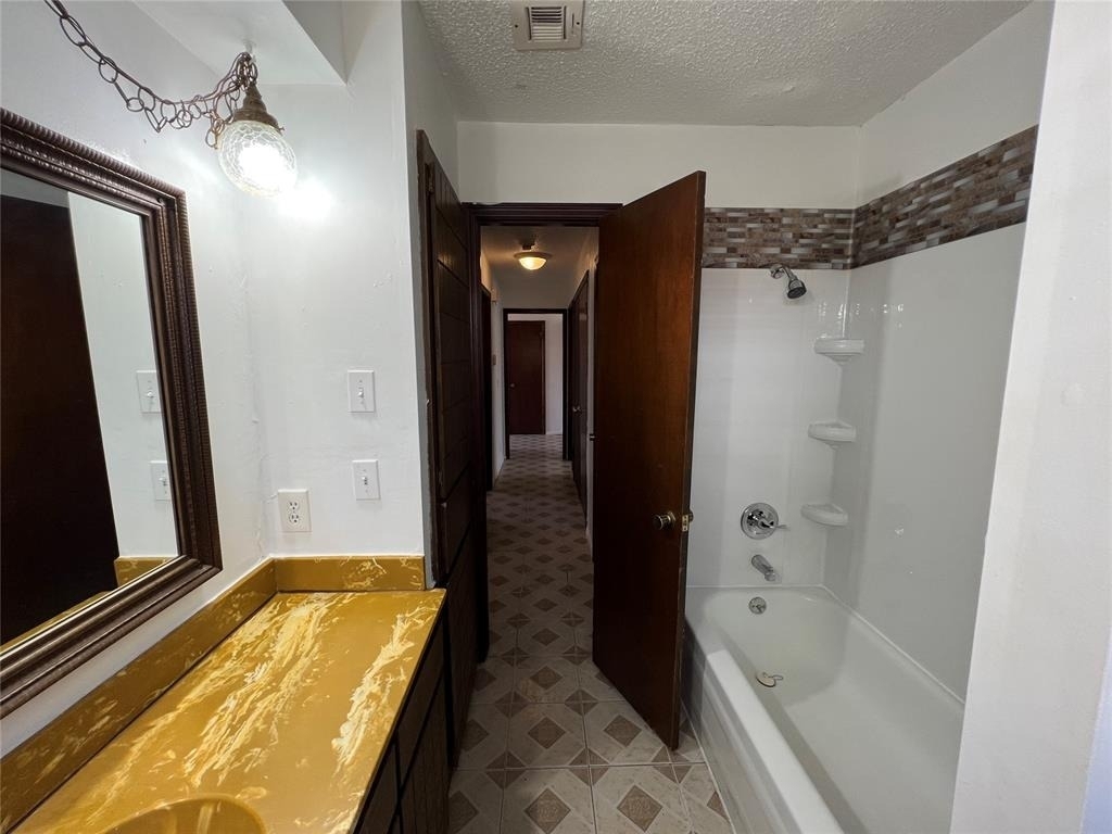 1017 S Neptune Street - Photo 29