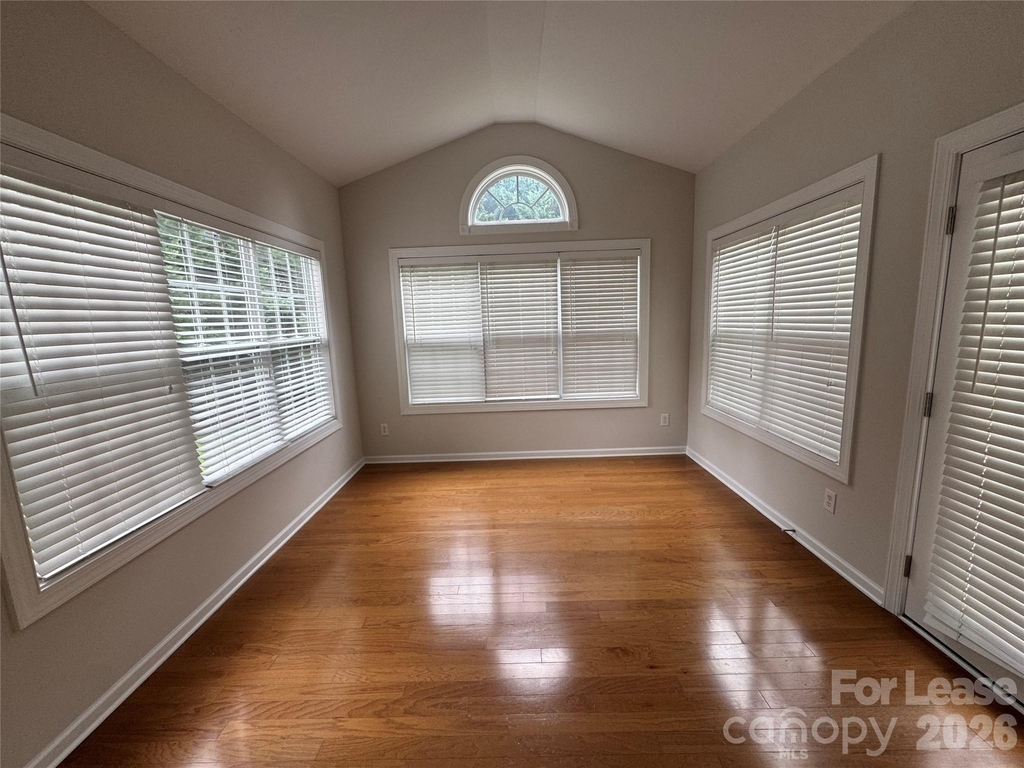 16008 Caranna Court - Photo 5