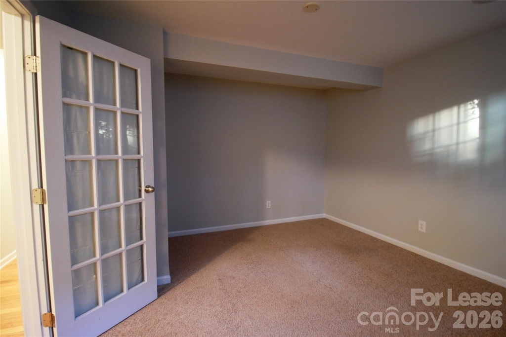 264 W Bland Street - Photo 18